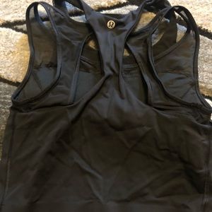 Lulu Double layered crop